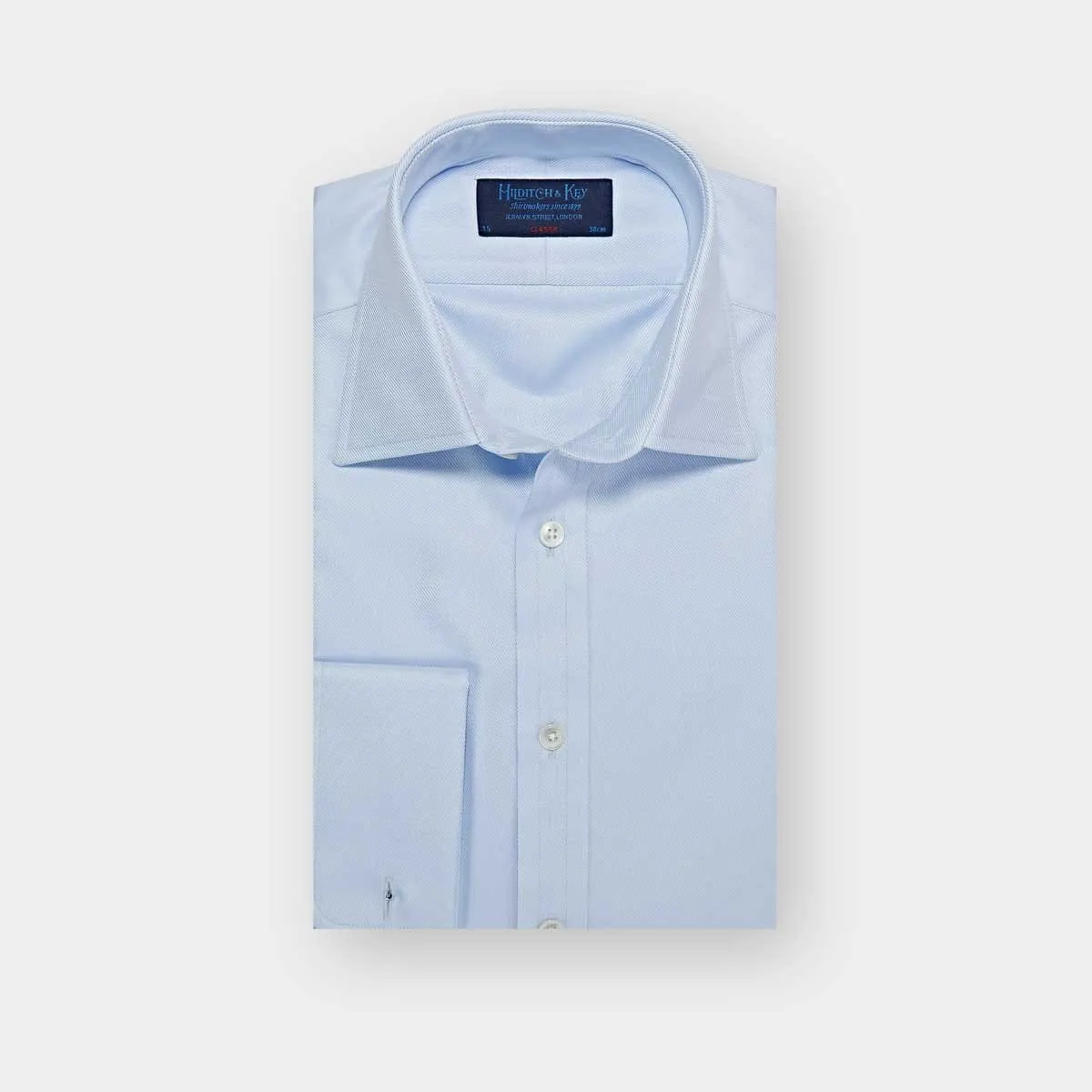 Classic Fit, Classic Collar, Double Cuff in Plain Light Blue