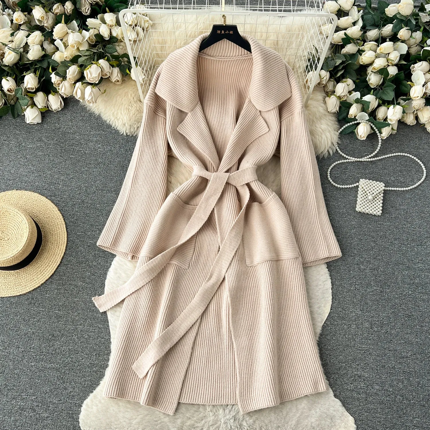 HARLOW | Long V-Neck Ribbed Cardigan