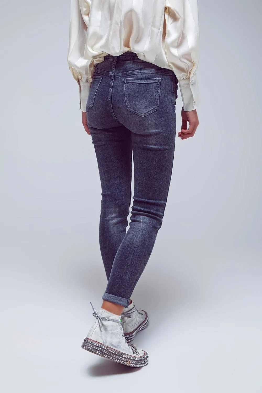 Skinny Fit Distressed Jeans In Grey