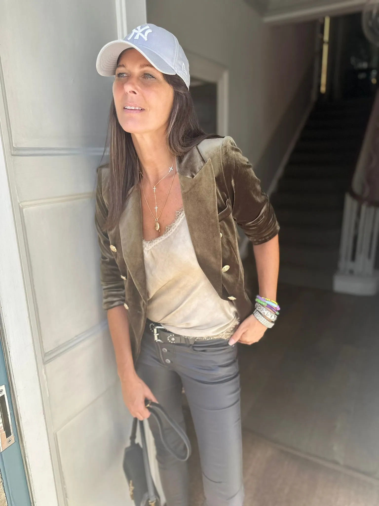 Victoria Velvet Blazer Army Green