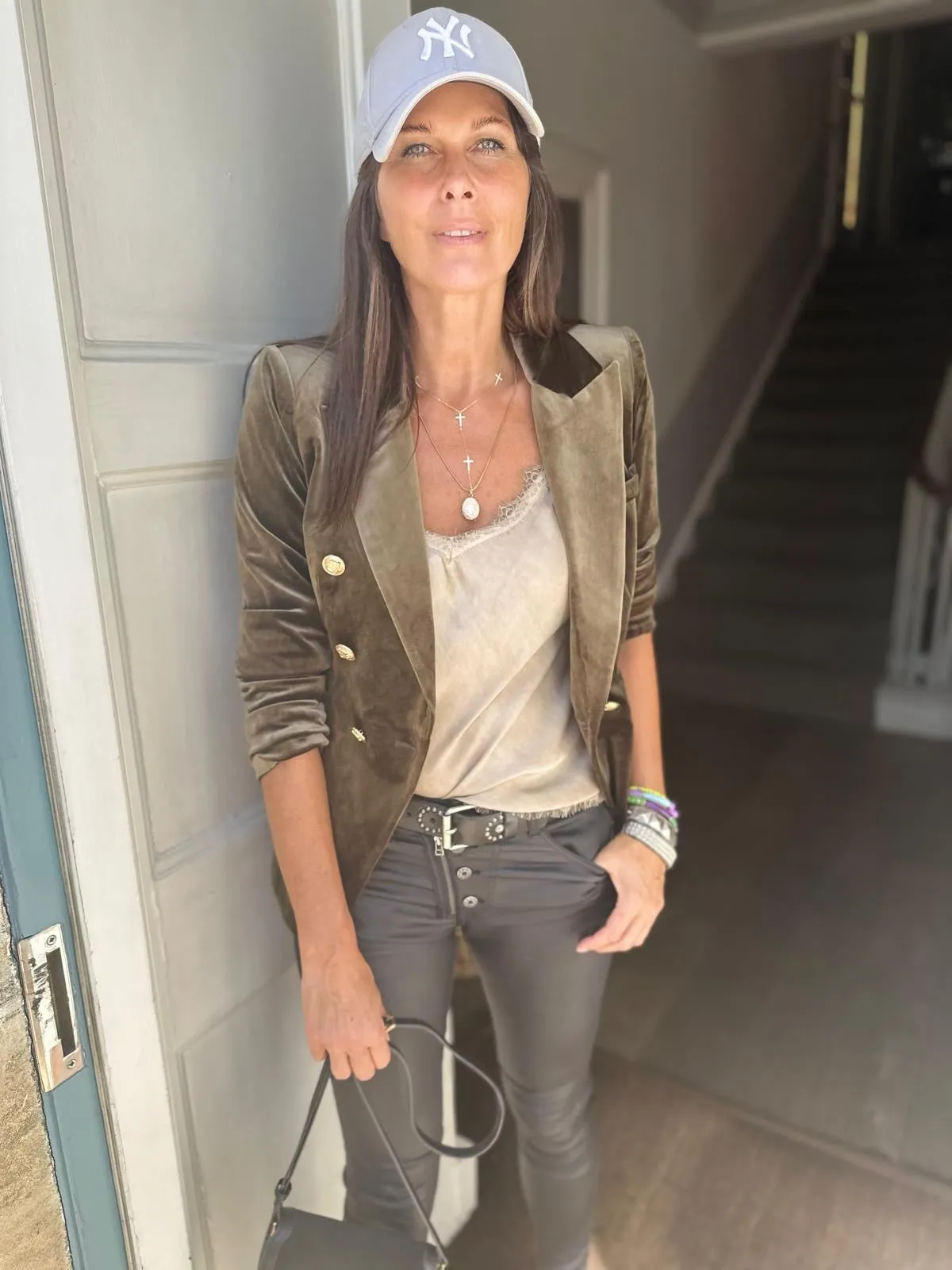 Victoria Velvet Blazer Army Green